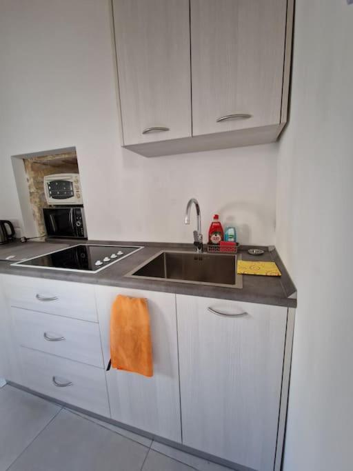 Cozy 1 Bedroom House In Iz-Żejtun Екстериор снимка